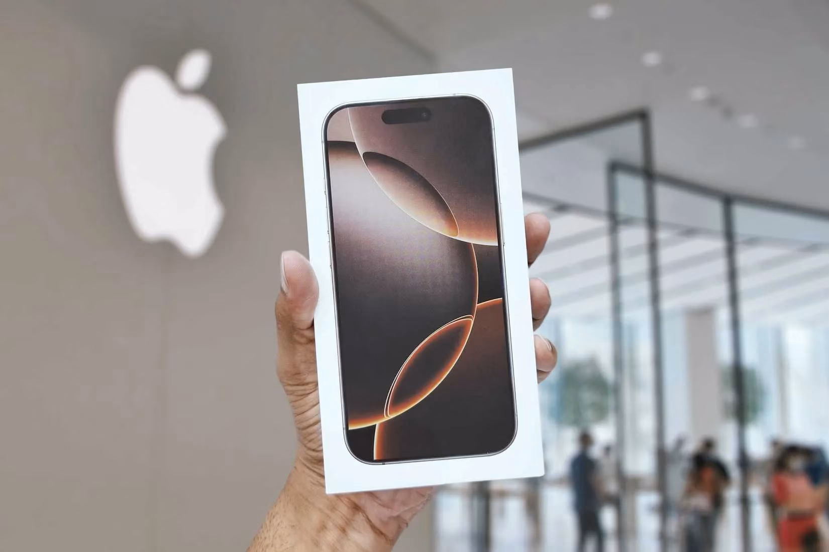 don-t-toss-that-box-genius-ways-to-reuse-old-apple-packaging-image-4