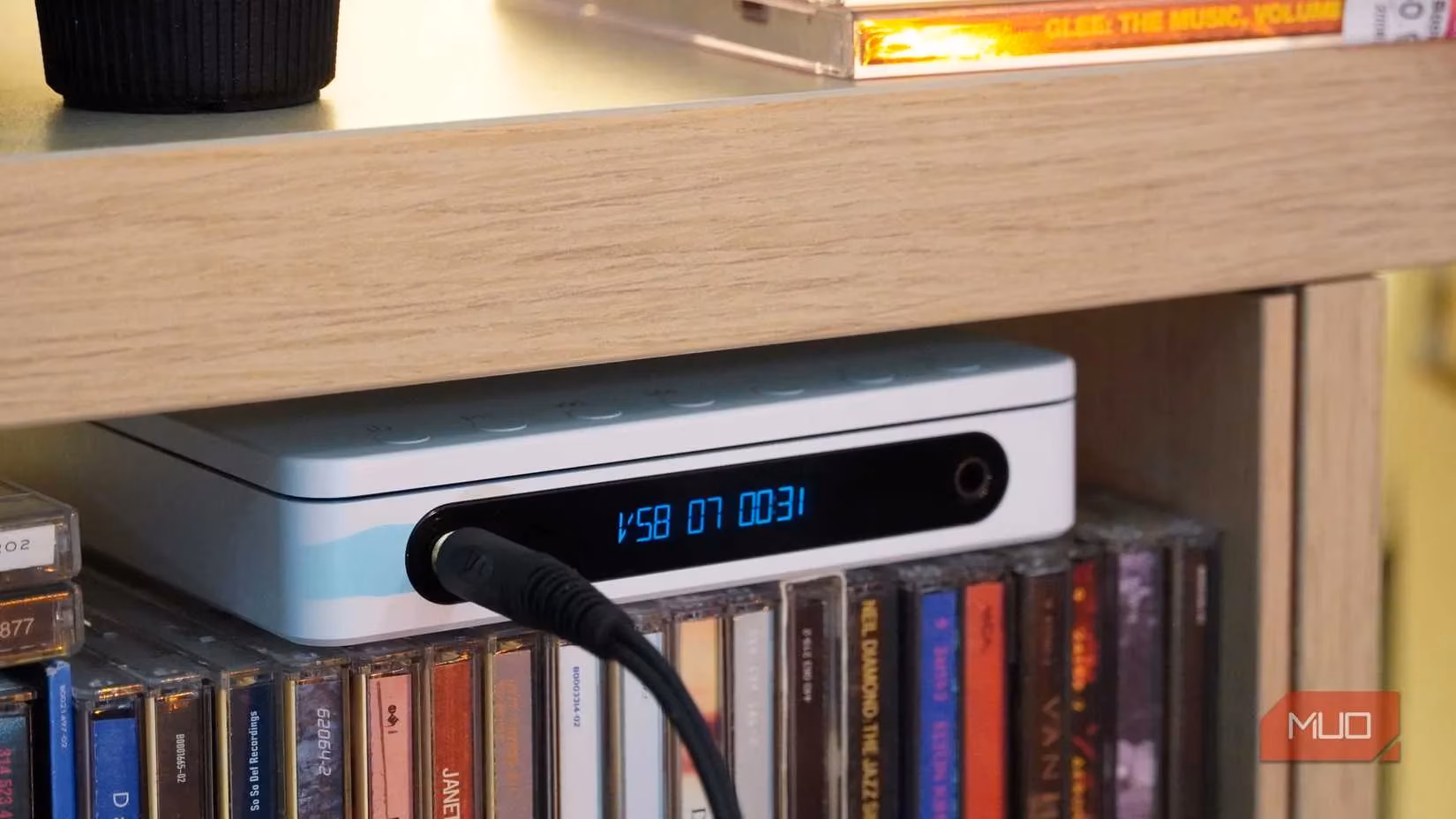 the-little-cd-player-that-outsmarted-the-modern-laptop-image-1
